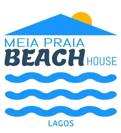 Meia Praia Beach House *