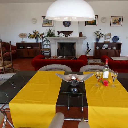 Meia Praia Beach House